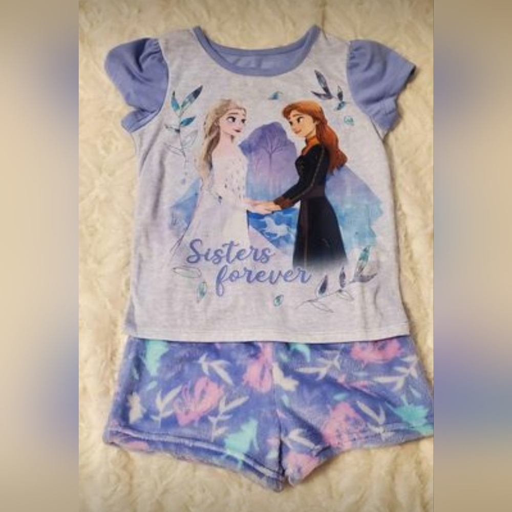 New Girl's Disney Frozen 2 PC Pajamas Top & Shorts Set